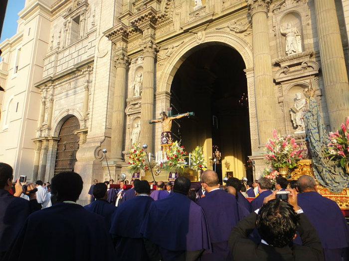 Conocer Perú en Semana Santa