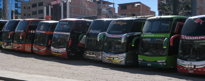 Unidades de Perú Bus